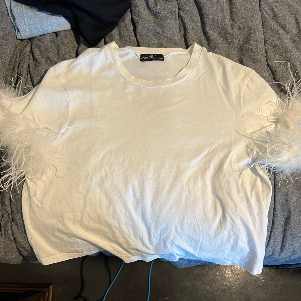 On Twelfth feather tee